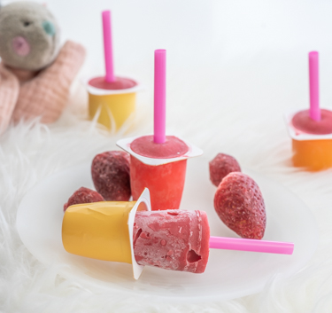 Sucette glacée fraises-petit suisse Magimix.